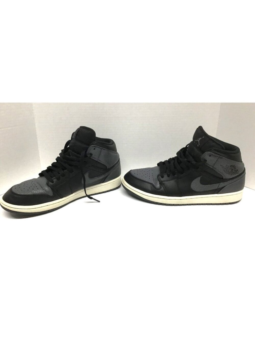 Nike Air Jordan 1 Mid Mens 9.5 Black Gray